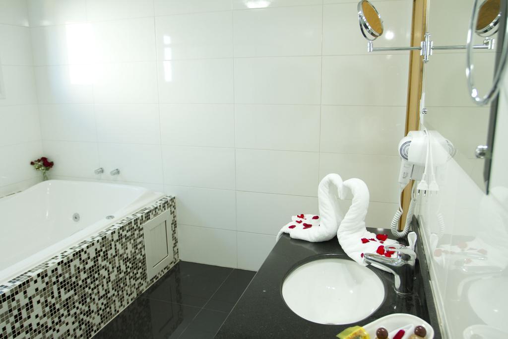 Benos Hotel Santa Rosa  Room photo
